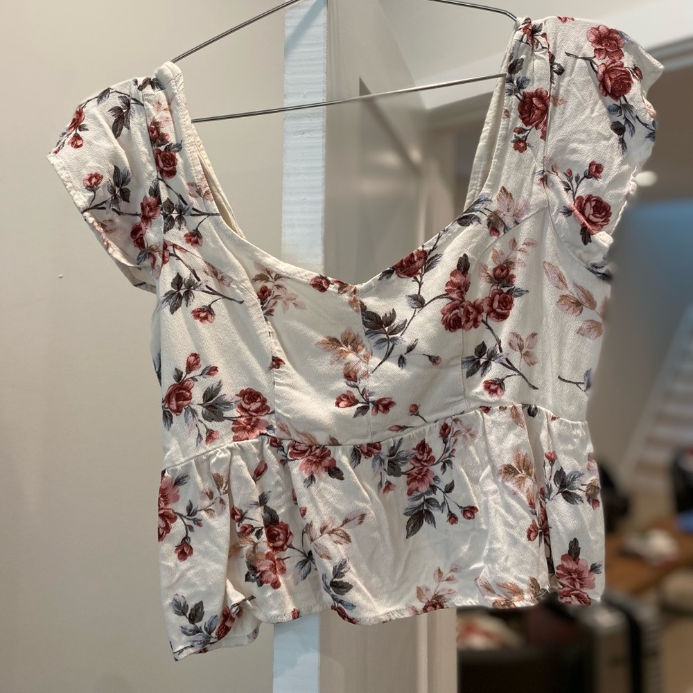 American Eagle Top